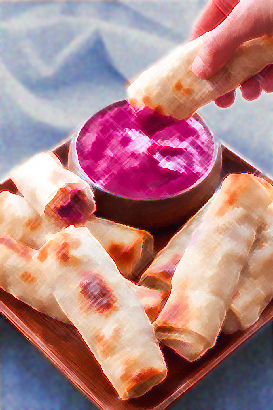 Image: Eggrolls with Cranberry Dipping Sauce